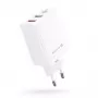 Evelatus ETC06 kelioninis įkroviklis EU sieninis 3 prievadai 32W USB-C / USB-A2 baltas