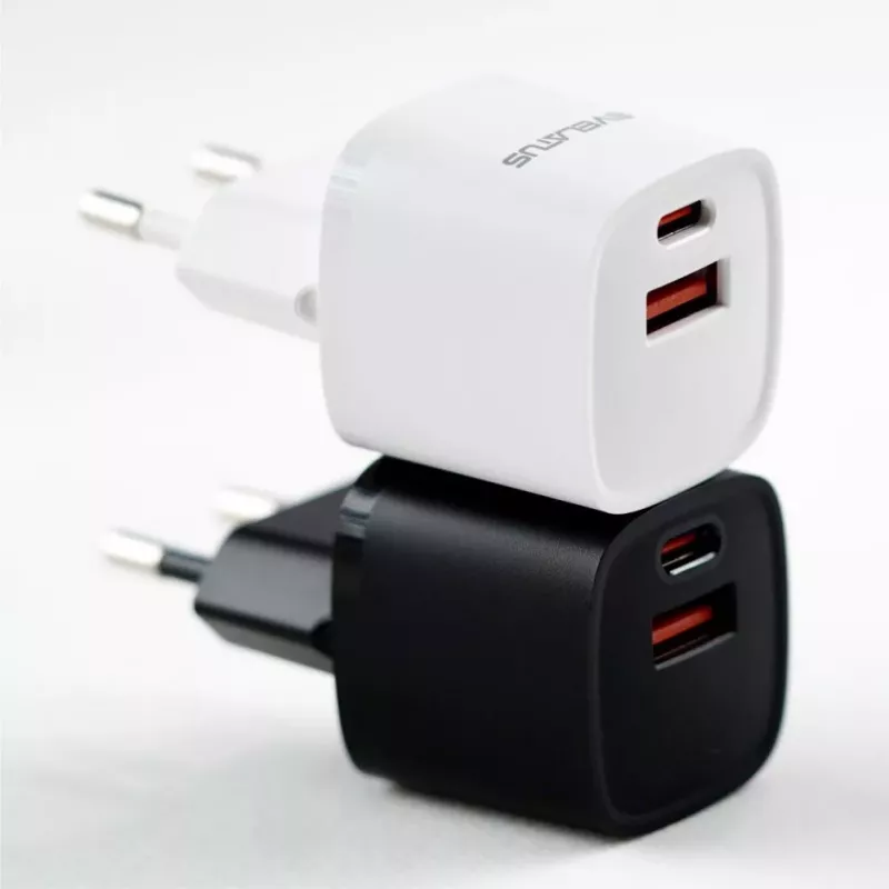 Evelatus USB-A ir USB-C 30W maks. EU įkroviklis baltas