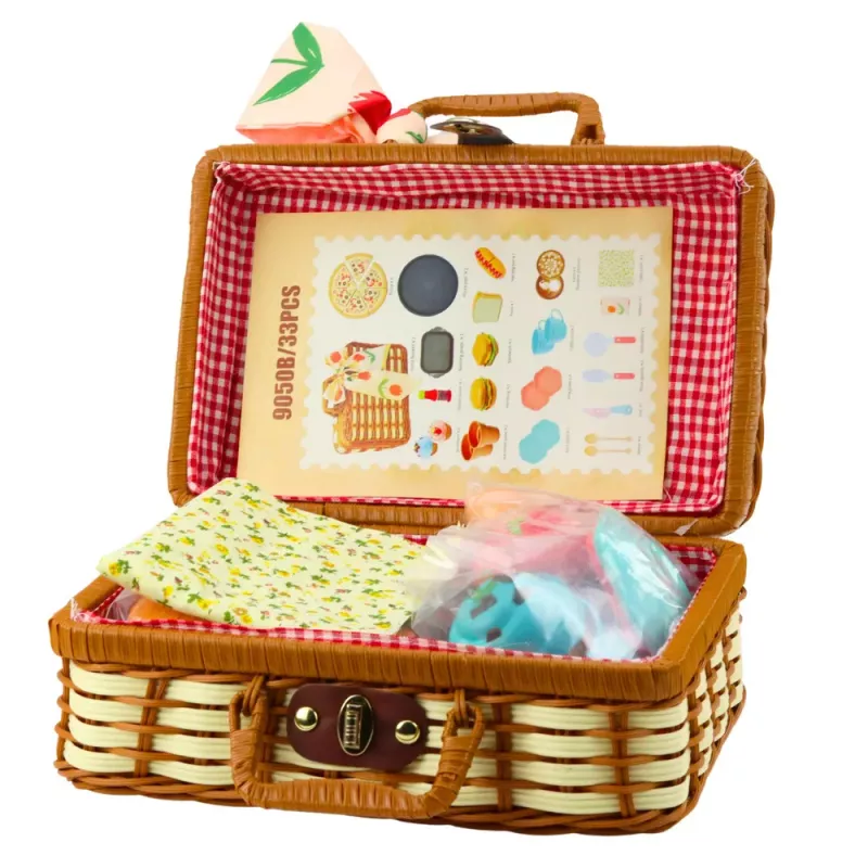 LEAN TOYS Picnic Basket Set Braided Food Accessories 33 pcs.