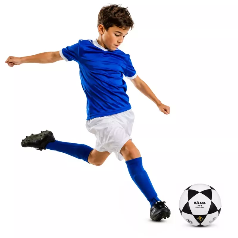LEAN TOYS Treniruočių futbolo kamuolys žolės aikštei juodas ir baltas Milasa 22cm 5 dydis
