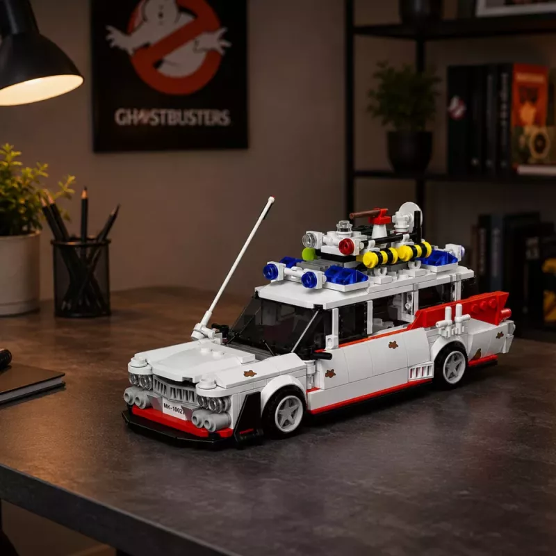LEAN TOYS Statybiniai blokeliai Automobilis Ghost Bus Baltas 631 vnt.