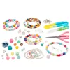 LEAN TOYS Rinkinys papuošalų gamybai dėkle - 1000 vienetų karoliukų, pakabukų, raidžių