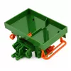 LEAN TOYS Žemės ūkio rinkinys: Traktorius su šieno griebtuvu, priekaba ir šieno ritiniais 1:24