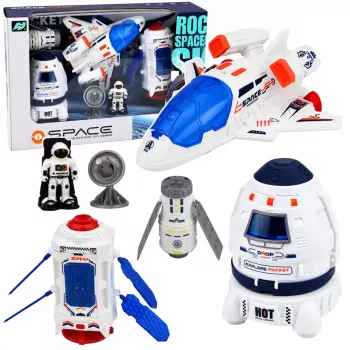 LEAN TOYS Kosminio laivo, palydovo, kapsulės, ryšio antenos ir astronautų rinkinys