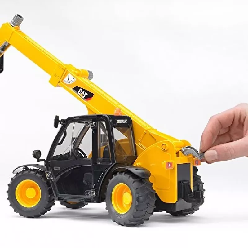 Bruder 02141 Caterpillar Telehandler Plastic Farm Construction Toy