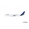 Plastikinis lėktuvo modelis REVELL Airbus A330-300 Lufthansa mastelis 1:144