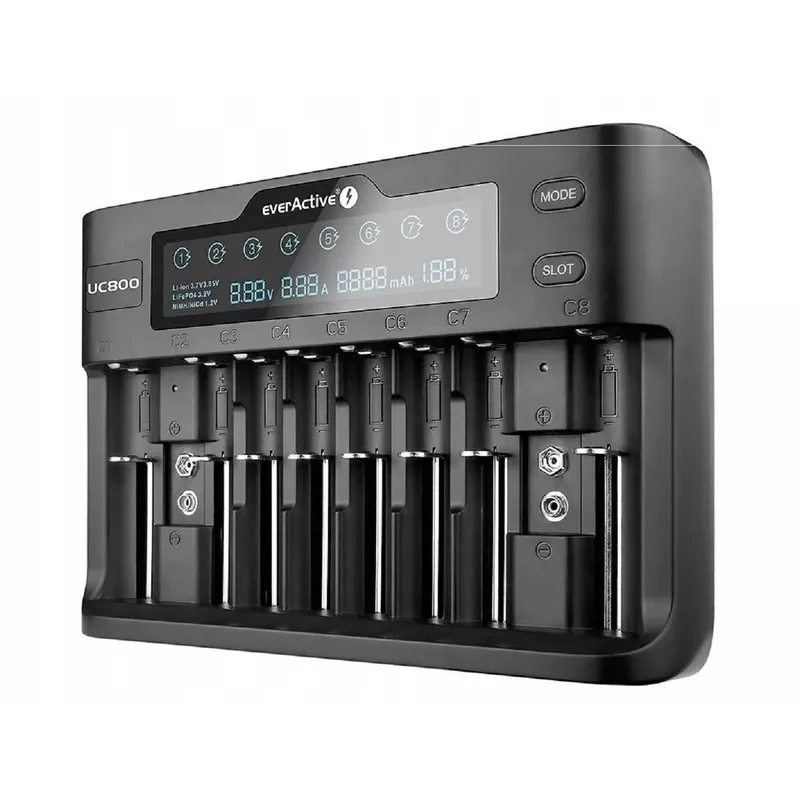 Baterijų įkroviklis everActive UC-800 AC 12 V 3 A – skirtas LiFePO4 / LiPo / NiMH, palaiko AA / AAA / 9 V, iki 10 baterijų, 12 V įvestis, įmontuotas ekranas, juodas