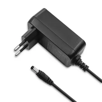 Qoltec Plug-in Power Supply 30W 15V 2A 5.5x2.5mm Black