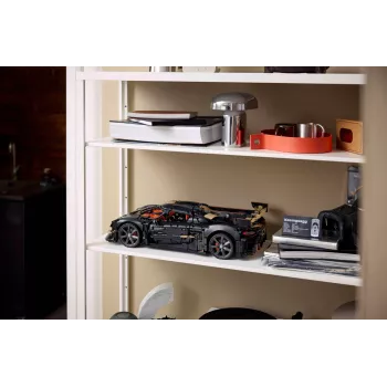 LEGO 42232 Technic Koenigsegg Sadair's Spear hiperautomobilis
