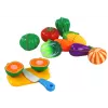 LEAN TOYS Velcro daržovės krepšelyje – 8 dalių žaidimų maisto rinkinys su lėkšte ir peiliu