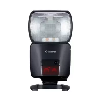Canon EOS R50 veidrodinis fotoaparatas su RF-S 18-45mm objektyvo rinkiniu