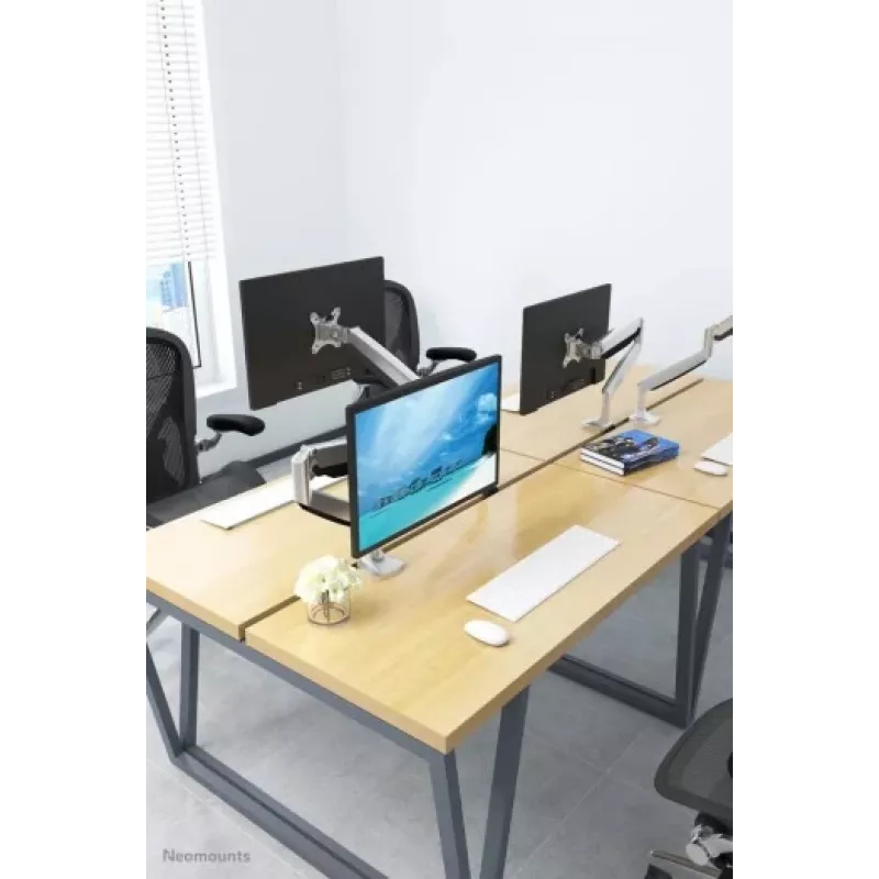 NEOMOUNTS PLOKŠČIOJO EKRANO STALO LAIKIKLIS (10-32) STALO GNYBTAS / ANGAI