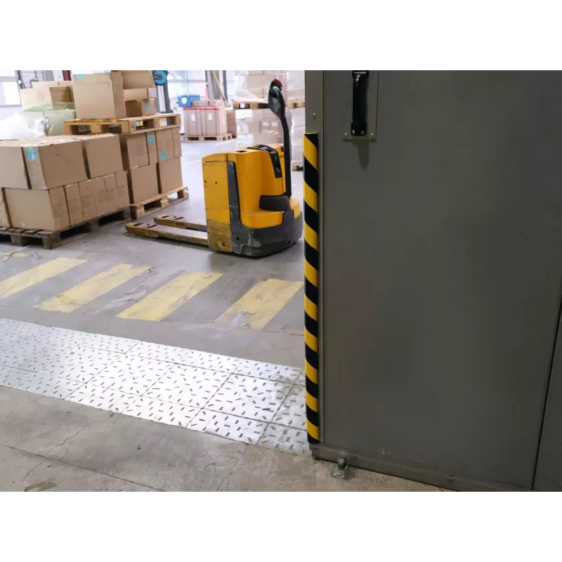 Grindinis kabelių apsauginis profilis Durable S32R, PVC, juoda/geltona, apvalus, 1000 mm