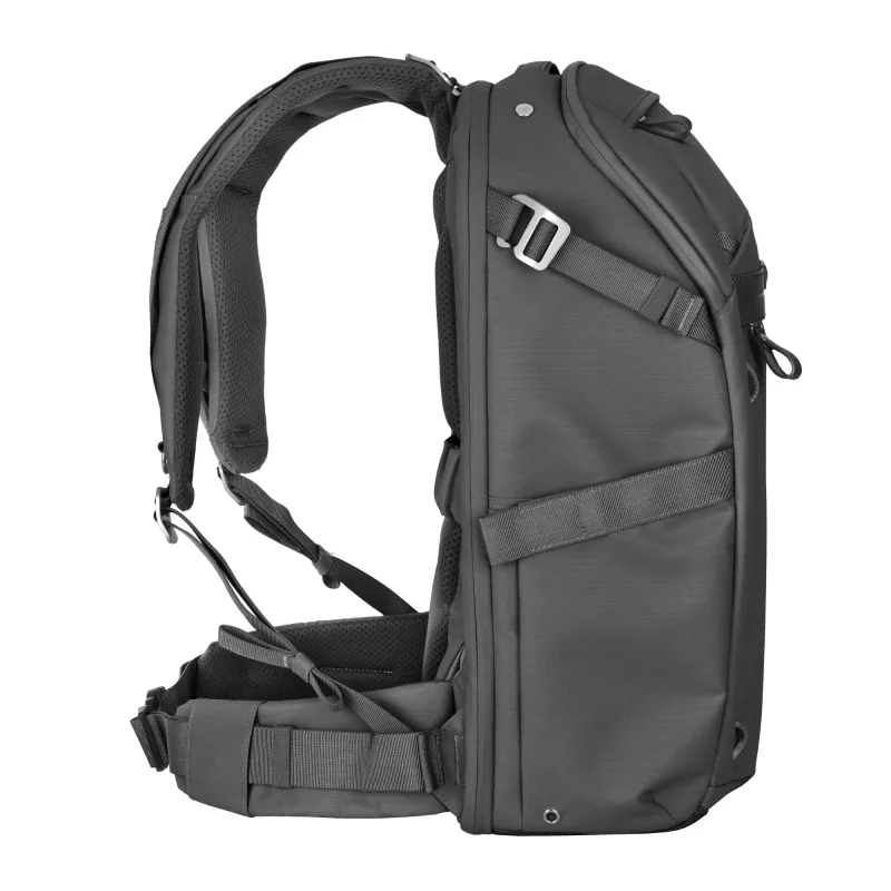 Vanguard VEO Metro B30L juoda fotoaparato kuprinė