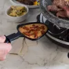 Giles & Posner EK1872GV2VDE Stalo akmeninis raclette grilis - 1200W, 8 asmenims, juoda/pilka
