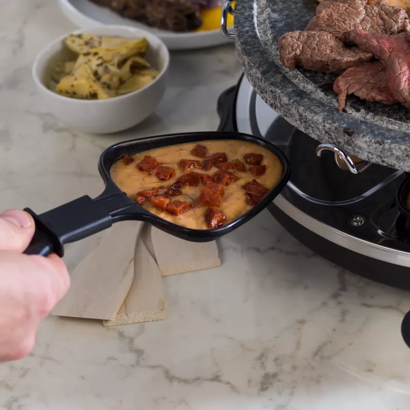 Giles & Posner EK1872GV2VDE Stalo akmeninis raclette grilis - 1200W, 8 asmenims, juoda/pilka