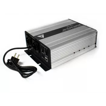 AZO DIGITAL Nepertraukiamo maitinimo šaltinis (UPS + AVR) 12V UPS-2000SR 2000VA 1400W Line-Interactive