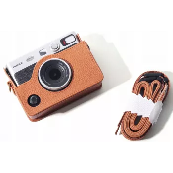 LOVEINSTANT 5-in-1 rinkinys: apsauginis dėklas + grūdintas stiklas + 64 kišenių nuotraukų albumas + nuotraukų maišelis + rėmeliai, skirti Fuji Instax Mini Evo / ruda