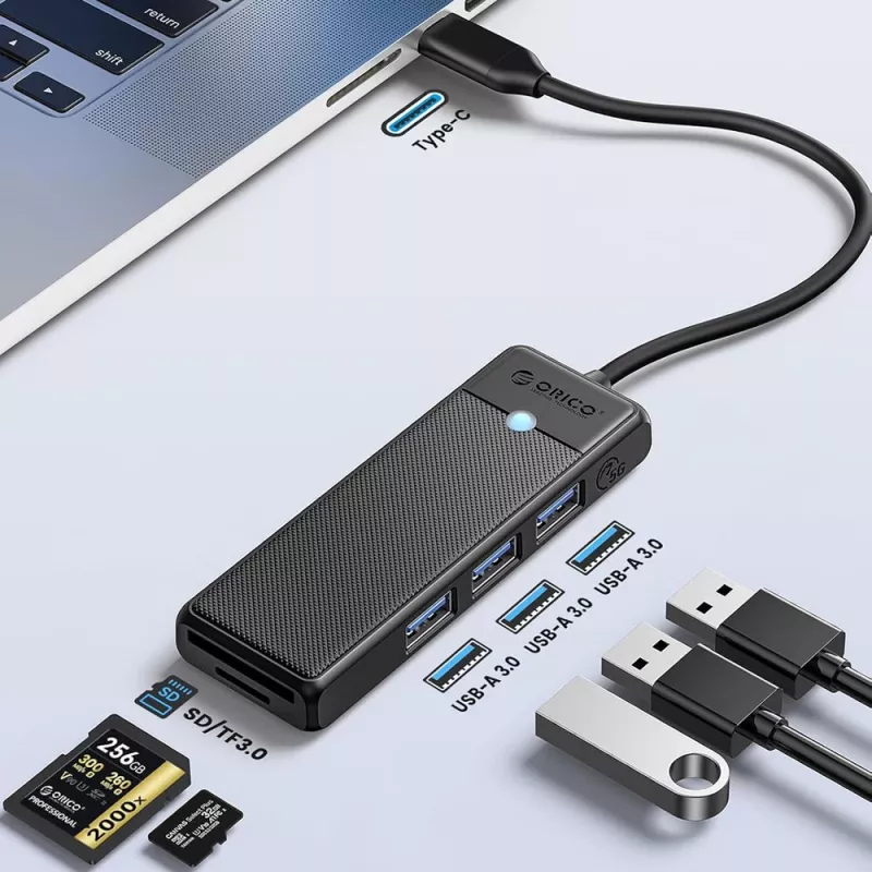 ORICO PAPW3AT-U3 4 prievadų USB 3.0 šakotuvas su SD/MicroSD kortelių skaitytuvu, 1,8 m kabeliu, juodas
