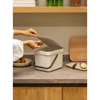 Brabantia Sort & Go šiukšlių dėžė Soft Beige 6 L