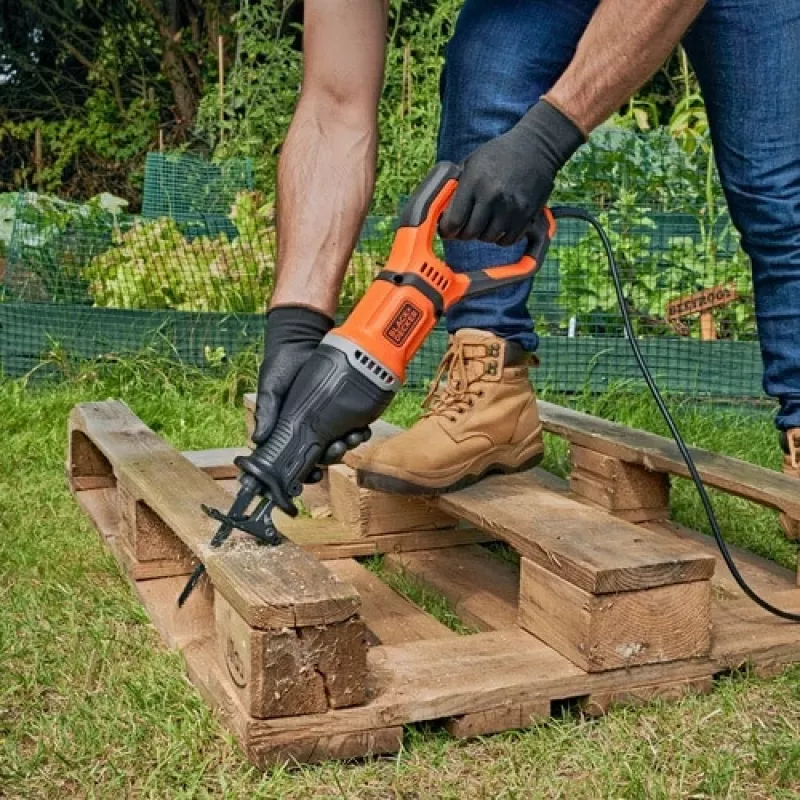 Black & Decker BES301-QS Pjūklas stūmoklinis 2800 spm 750 W Juoda, Oranžinė