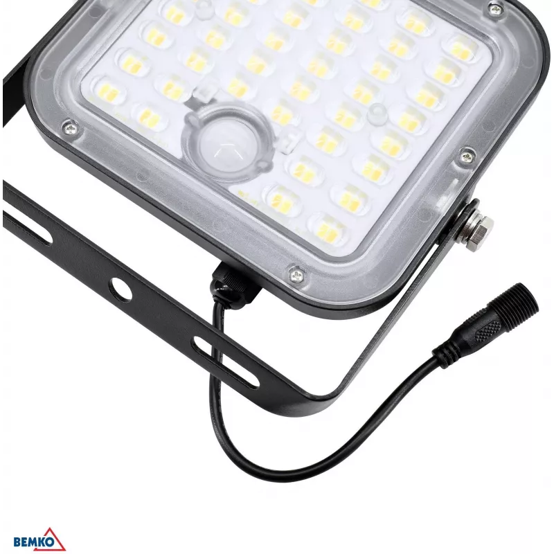 BEMKO SOLPAR Saulės LED prožektorius 10W 1500lm 3000/4000K IP65 Juodas su PIR jutikliu