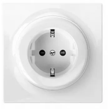 FIBARO Walli N Outlet Type F Smart Socket Z-Wave Plus 800 Series