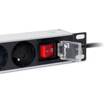 Getfort LGF-03 10-Inch 1U Rack Power Strip su 3 Schuko lizdais, 1,8 m kabeliu, 10 A, 2500 W, sidabrinė
