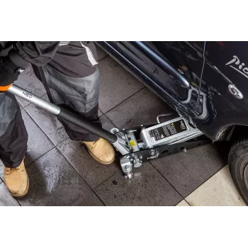 NEO Tools 11-730 Hidraulinis domkratas ir atramų rinkinys 2 tonos