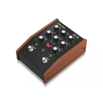 Behringer BM-14M analoginė delsa gitara efektų pedalas