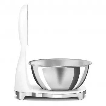 Smeg KSF01WHWW 50-ųjų stiliaus mechaninės virtuvinės svarstyklės su nerūdijančio plieno dubeniu, 5 kg talpa, baltos
