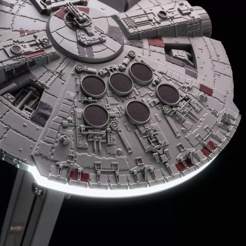 Paladone Star Wars Millennium Falcon lankstus stalinis šviestuvas V4