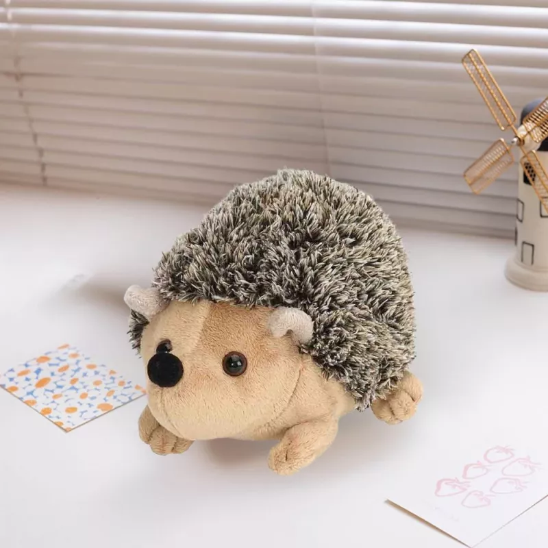 LEAN TOYS Pliušinis ežiukas Mascot minkštas žaislas rudas 17,5 cm