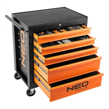 NEO TOOLS dirbtuvių spinta, 5 stalčiai + 117 įrankių, rutuliniais kreiptuvais, centriniu užraktu, 400 kg statinė apkrova, juoda