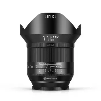 Irix 11mm f/4 Blackstone itin plataus kampo objektyvas, skirtas Canon EF