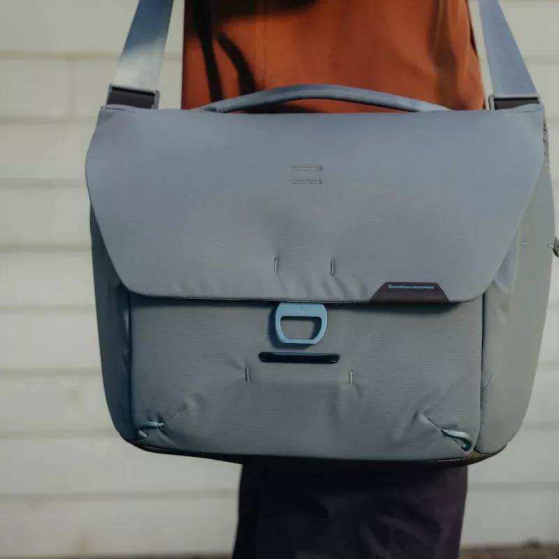 Pečių krepšys Peak Design Everyday Messenger V2, 13L, ocean (BEDM-13-DS-3)