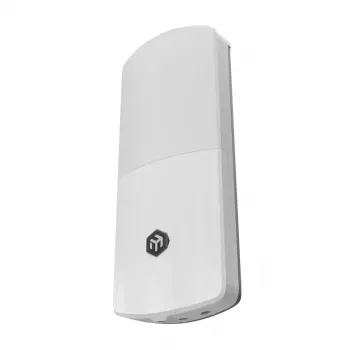 MikroTik FTC21-UPS šviesolaidžio į varinį laikmenų keitiklis su integruotu UPS, 1x Gigabit Ethernet, 1x SFP, pasyviu PoE, akumuliatoriaus atsargine maitinimo sistema, montuojamas ant sienos