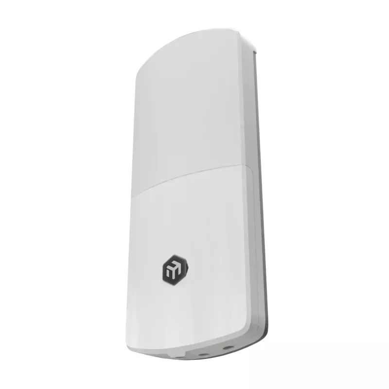 MikroTik FTC21-UPS šviesolaidžio į varinį laikmenų keitiklis su integruotu UPS, 1x Gigabit Ethernet, 1x SFP, pasyviu PoE, akumuliatoriaus atsargine maitinimo sistema, montuojamas ant sienos