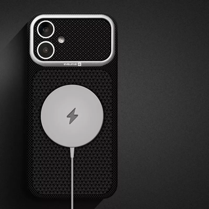 Evelatus Apple iPhone 17 Carbon Premium Edition MagSafe dėklas žalias