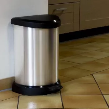 CURVER Deco šiukšlių dėžė su pedalu 15L Sidabrinė