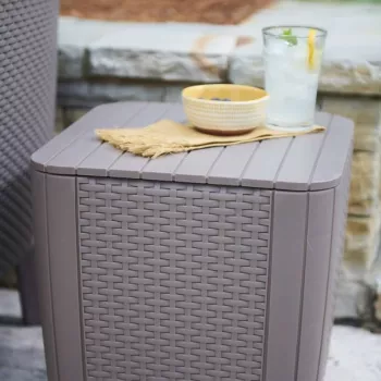 KETER Sodo stalas / daiktadėžė Luzon Flat Wicker smėlio spalvos