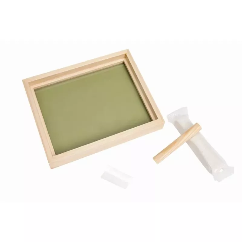 Baby Art Pure Frame medinis atminimo rinkinys kūdikio rankos ar pėdos atspaudui