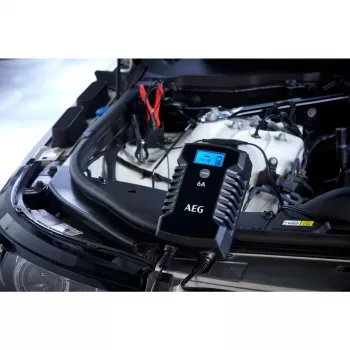 AEG LD6 10617 Automobilio akumuliatoriaus įkroviklis 6V/12V 3A/6A su LCD ekranu