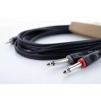 Cordial 14862 garso Y-adapterio kabelis 3,5 mm stereo į 2x 6,3 mm mono PVC dvigubas kabelis
