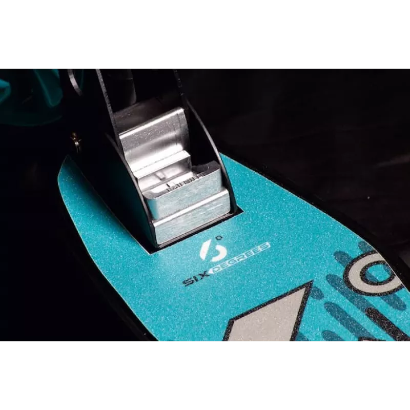 Six Degrees AU 514 paspirtukas 230 mm priekinis / 215 mm galinis ratas, turkio spalvos