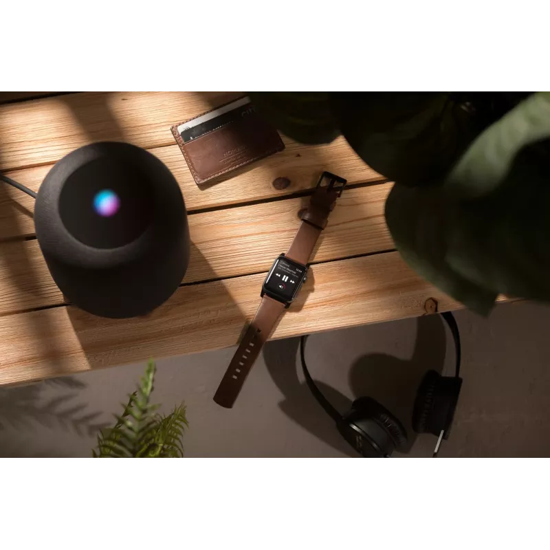 NOMAD Modern Band – Horween odinė apyrankė Apple Watch 46mm/49mm (Rustic Brown, juoda furnitūra)