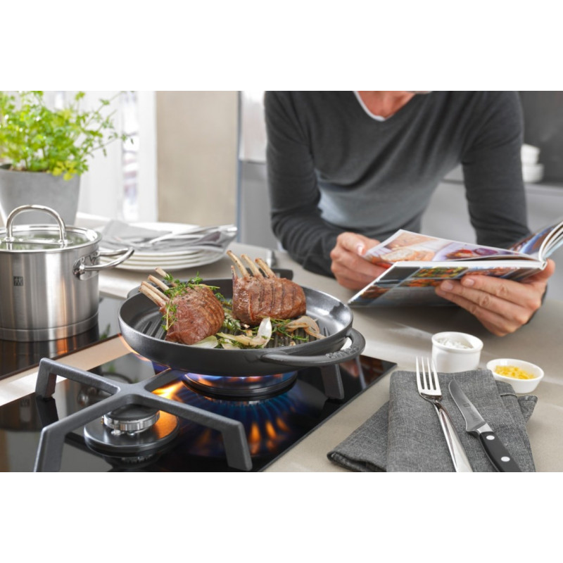 STAUB apvali ketaus grilio keptuvė su dviem rankenomis 40509-522-0 - grafito 26 cm