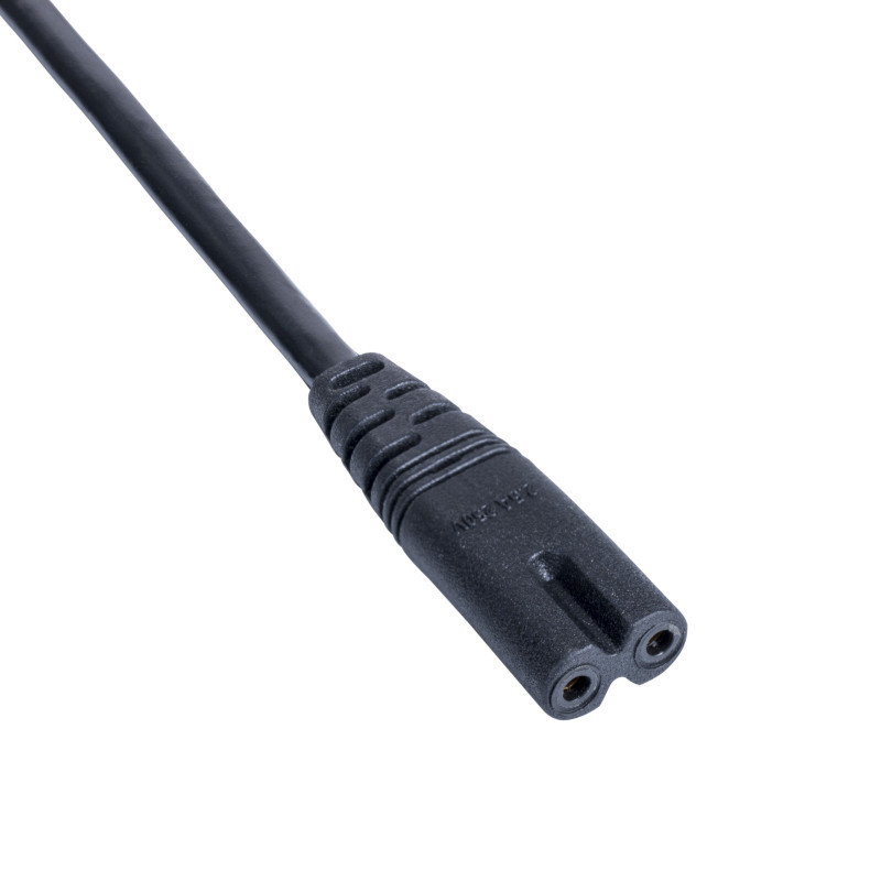 Akyga AK-AG-03A maitinimo kabelis UK BS 1363 (G tipas) – IEC C7 (aštuoniukė), CCA 2 x 0,5 mm², 1,5 m, juodas