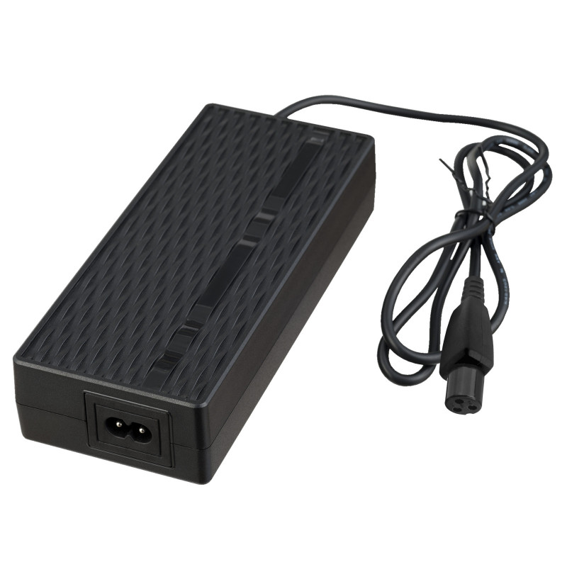 Akyga AK-EV-11 įkroviklis 36 V elektriniams paspirtukams, 42 V / 2 A 84 W, GX12 3 kontaktų 9 mm, 1 m