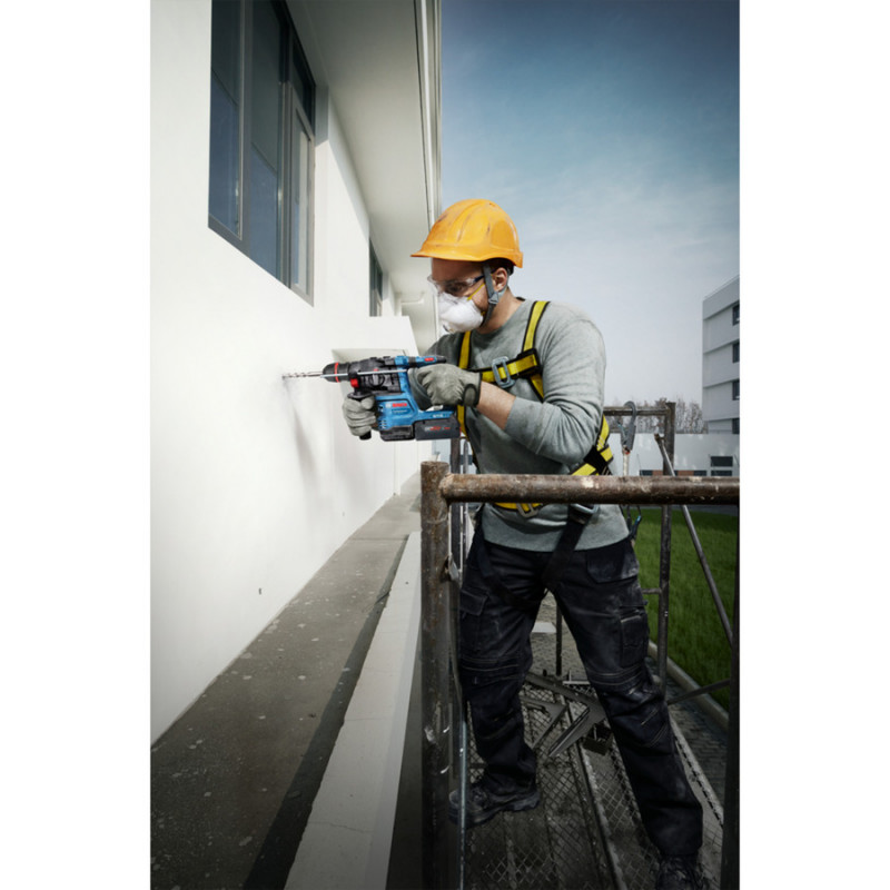 Bosch GBH 18V-22 X Professional akumuliatorinis perforatorius 0611924101, 18 V, 2 J, 2 x 4.0 Ah akumuliatoriai